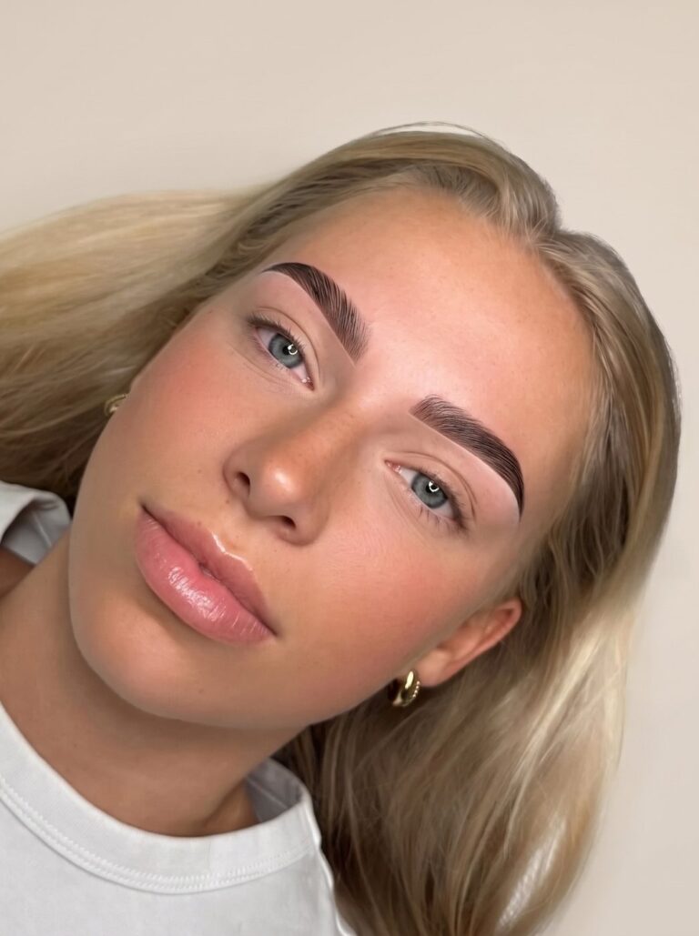 Browlamination + Hybrid Brows bij The Wax Specialist in Apeldoorn